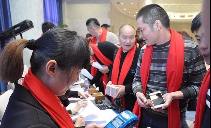 2订货会火爆现场