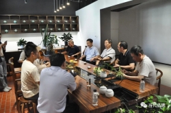 福建省品牌建设促进会专家委员会副主任李冀平带队前往安溪县开展“深调研、商对策、优服务”工作