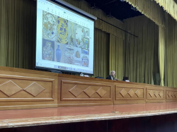 清华大学美术学院陶瓷艺术设计系主任白明教授为德化县委理论中心组和陶艺高级研讨班开班授课