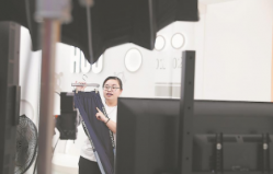 “数智大脑”助推“泉品出海”
