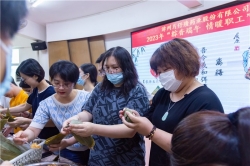 片仔癀药业公司开展“粽香端午、情暖职工”主题活动