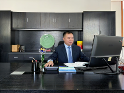 一家：竹海千重凝匠心 一家工贸铸精工