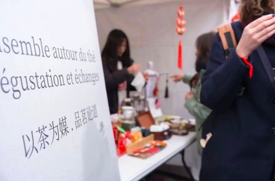 武夷山水法国营销推广中心亮相2026巴黎春节庙会1